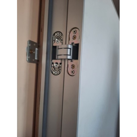 Дверь скрытой установки INVISIBLE под покраску