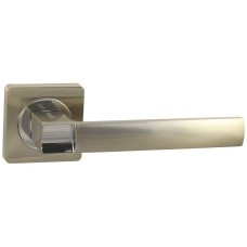 Дверная ручка Vantage V02 на квадратной розетке SN матовый никел