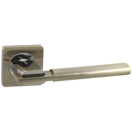 Дверная ручка Vantage V03 на квадратной розетке SN матовый никел